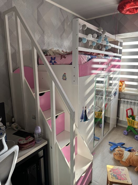 Продается детская кровать-чердак