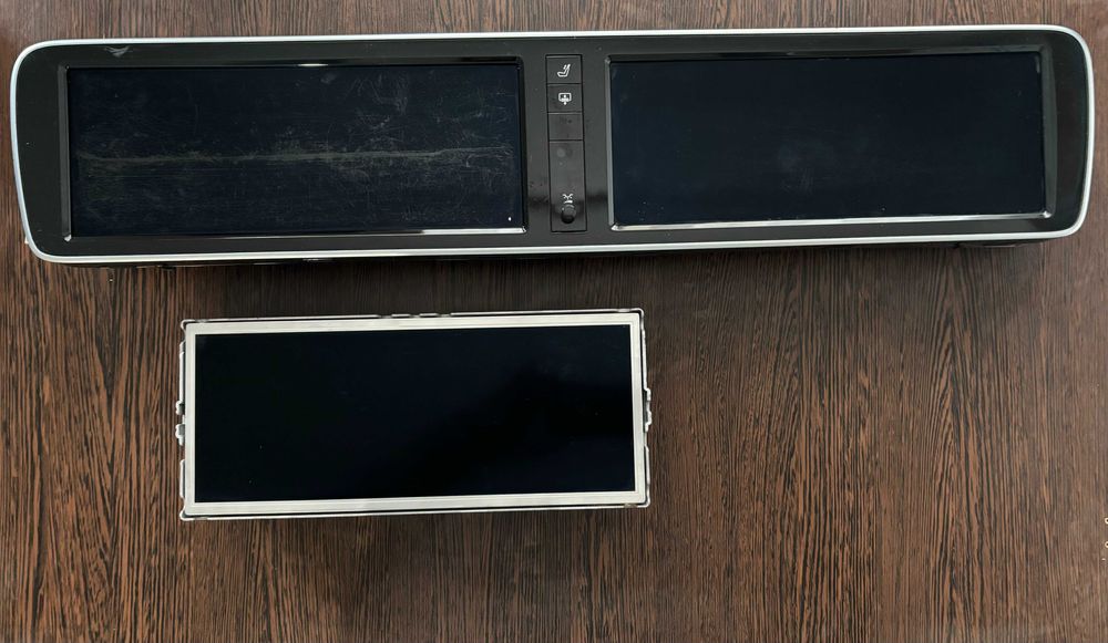 Продавам 2бр Clusters Virgin Километраж W222 IC222 Преди Фейслифт 550л