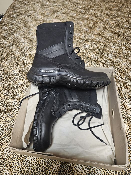 Продавам полицейски кубинки и боти