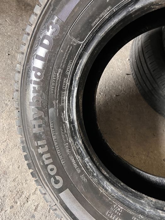 2 anvelope camion 265/70/17.5 , Continental , 15 mm !