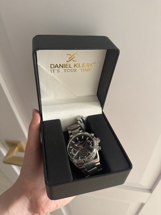 Часы мужские с коробкой