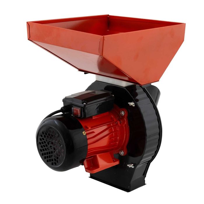 Moară cereale, știuleți, lucernă și tulpinoase, motor 3,9KW, 240kg/ora