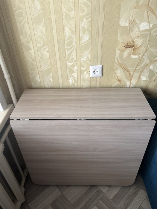 Продам стол в идеальном состоянии