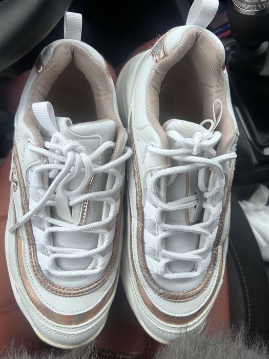 Дамски маратонки FILA