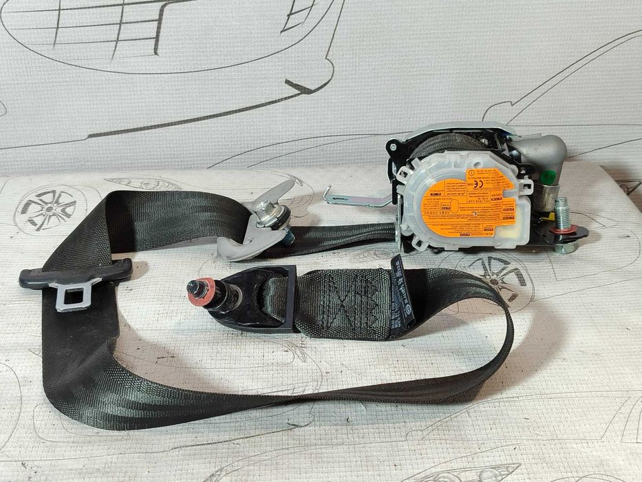 Centură de siguranță față stânga Hyundai i40 2011-2019 2015 1.7 CRDi Cod OEM: 888103Z000 (5E3)