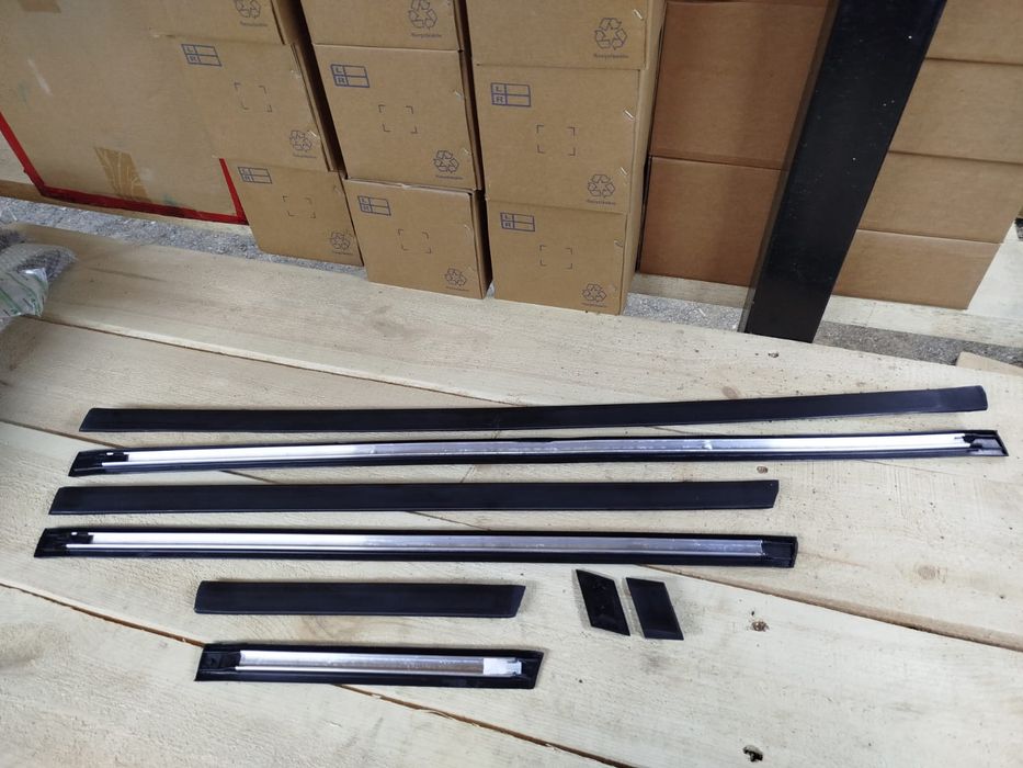 БМВ Е34/BMW E34 молдинги на двери комплект