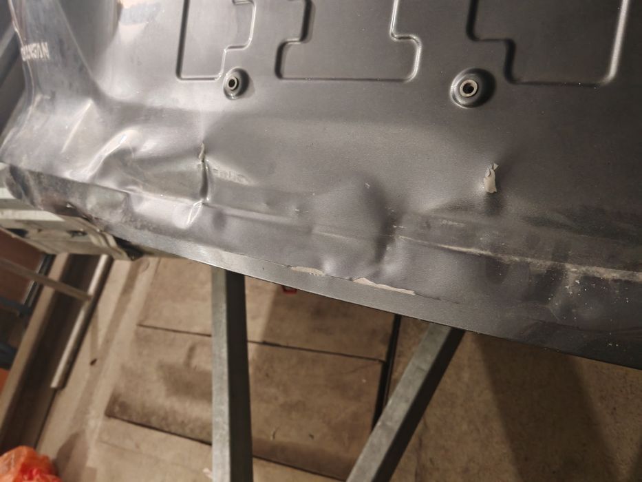 Багажная дверь после ДТП