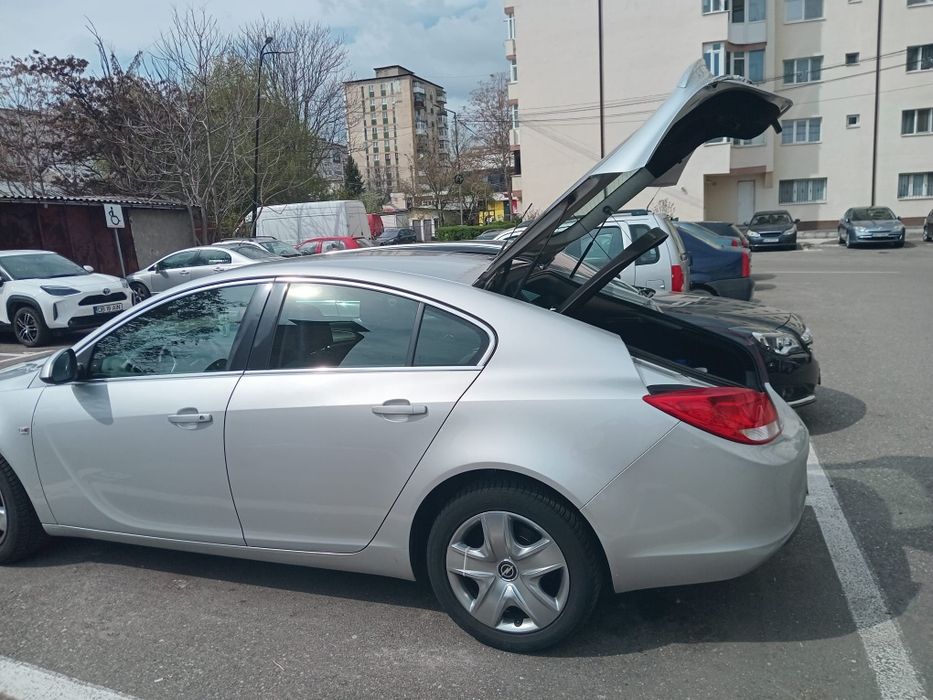 De vanzare Opel Insignia