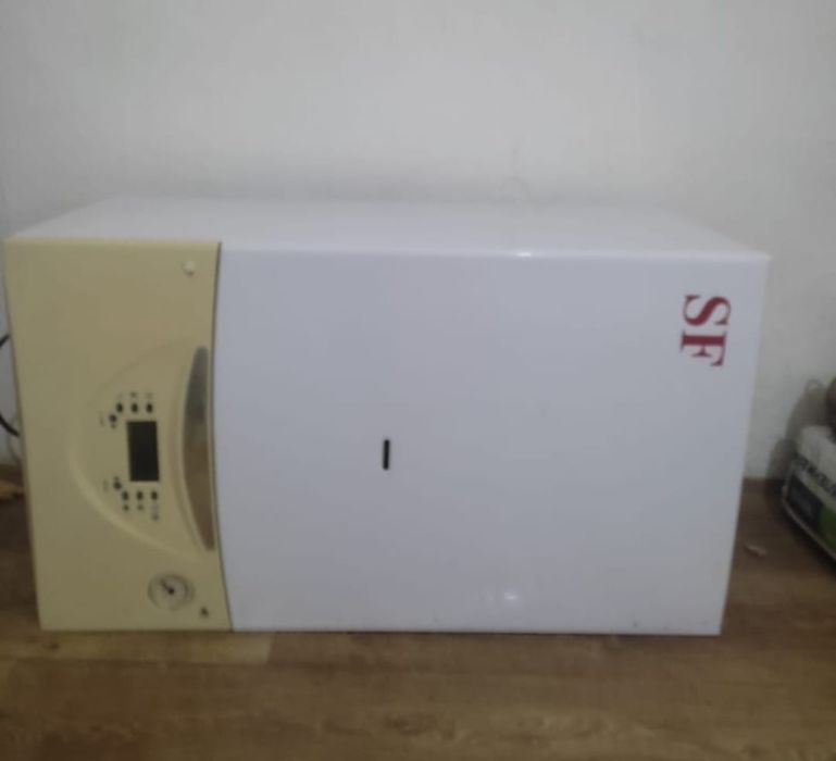 Газовые котлы, запчасти и рабочие