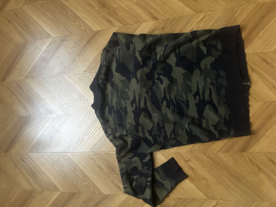 Продам зипку от бренда paulmark