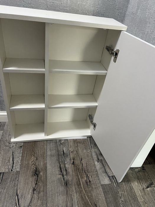 Шкаф навесной для ванной