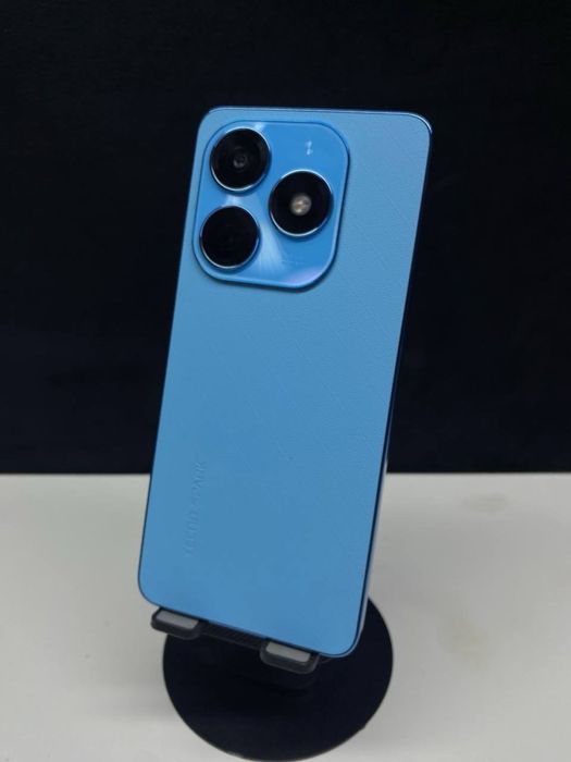 Tecno Spark 20.