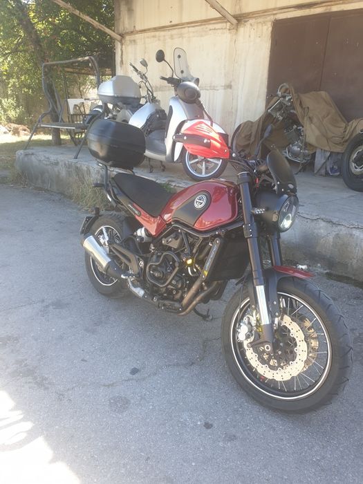 Продавам мотор бенели