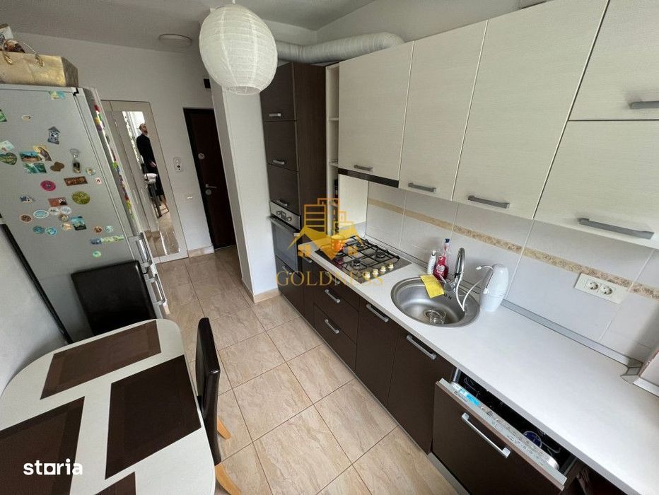 3 camere, Piata Abator, Parcare, Zona Bucuresti, Bosch, Semicentral