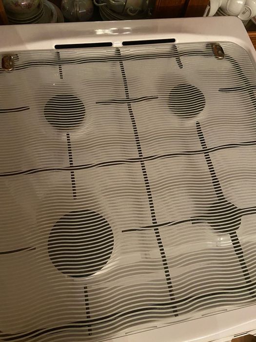 Продам газ плиту