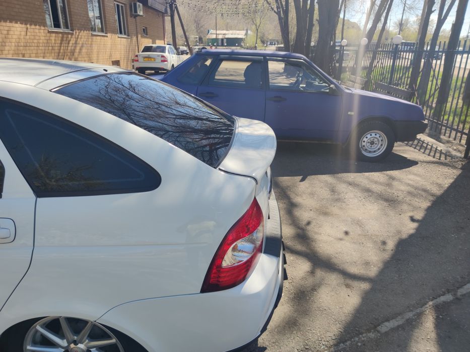 Продам Ладу Приору люкс