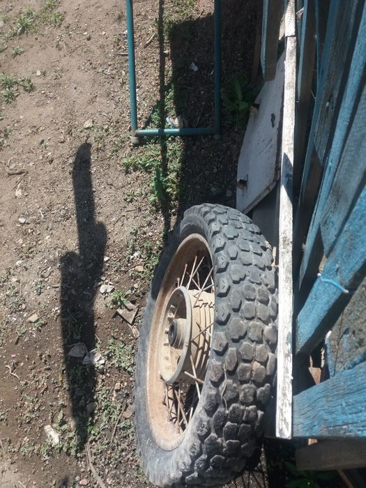 Продам колесо от садовой тачки