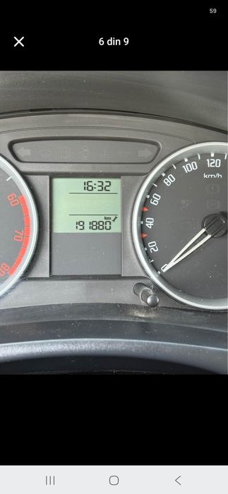Vând skoda Fabia 1.2 Benzină
