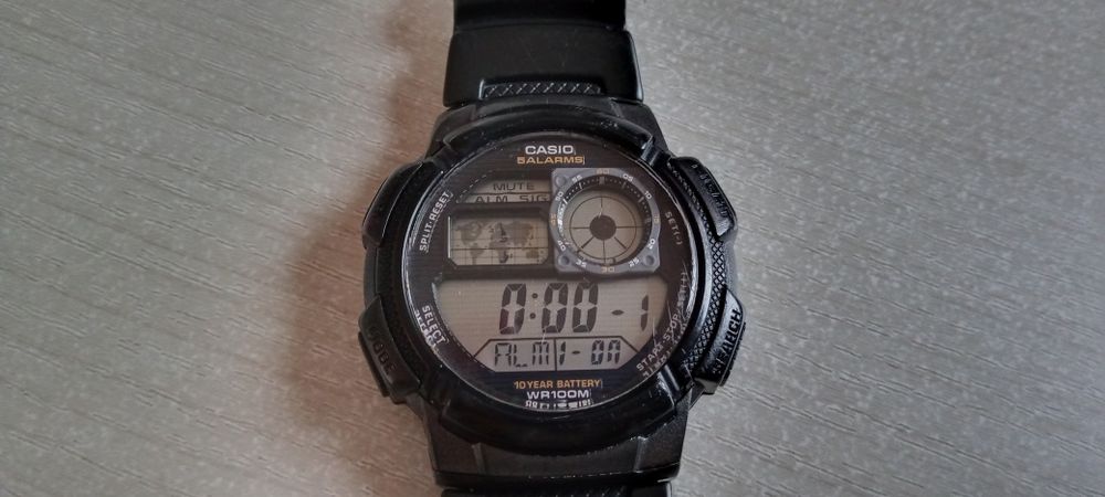 Мъжки часовник Casio AE-1000W