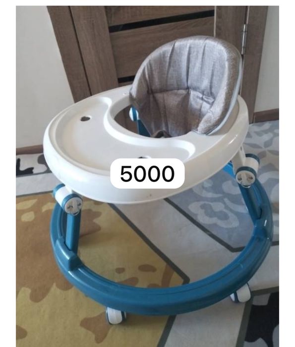 Продам ходунок живу в 11 мкр