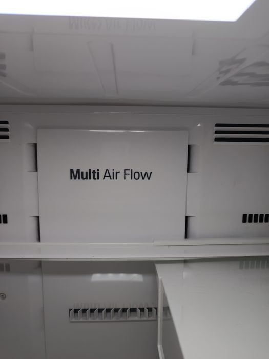 Frigider LG cu congelator