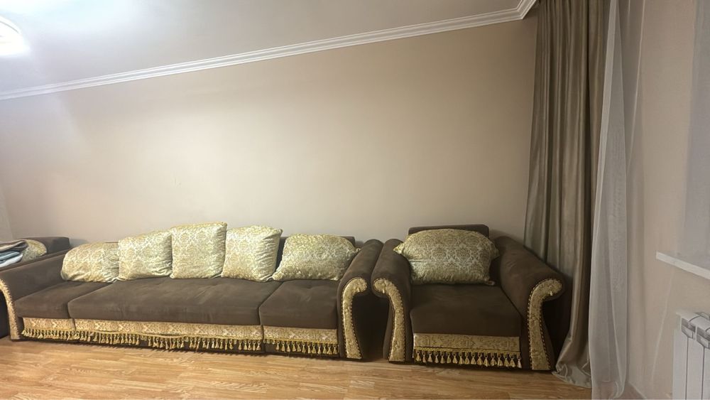 Диван и 2 кресла