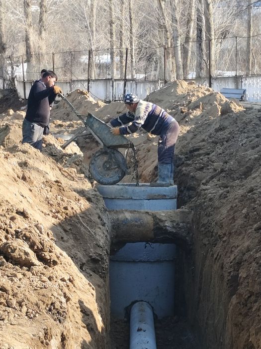 Монтаж наружный канализация, водопровод и септик ,  выгребный яма .