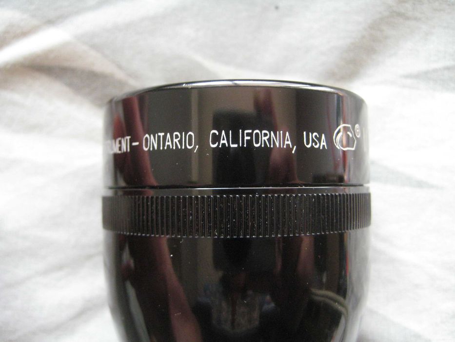 Продавам Фенер Maglite с крушка нажежаема жичка черно