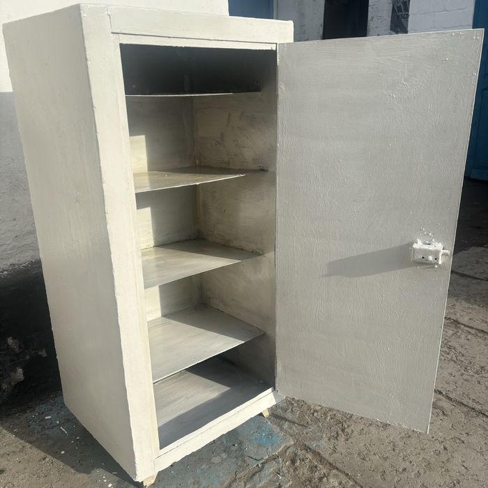 Продам металлический сейф