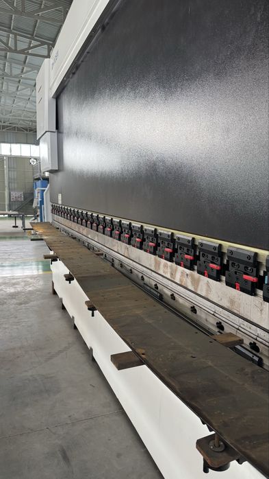 /Услуга/Гибка металла/Листогиб 6м