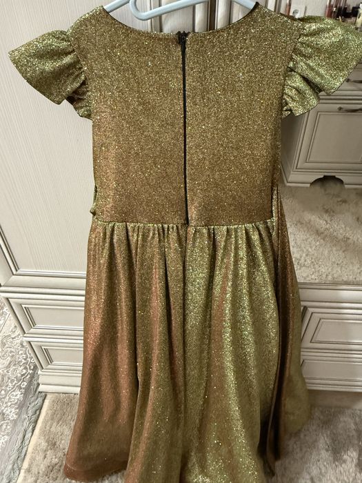 Нарядное платье для девочек