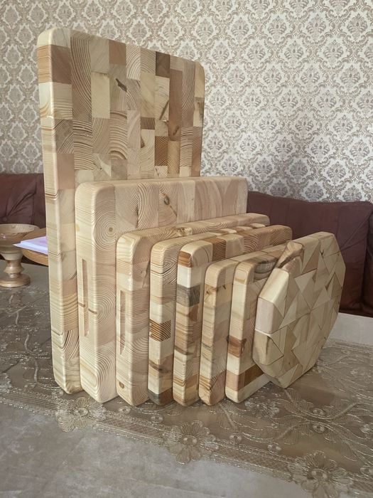 Торцевая разделочная доска ручной работы из массива