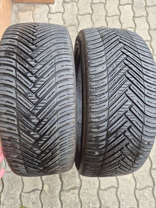 Anvelope Allseason 245 40 18. Continental  225. 45.18