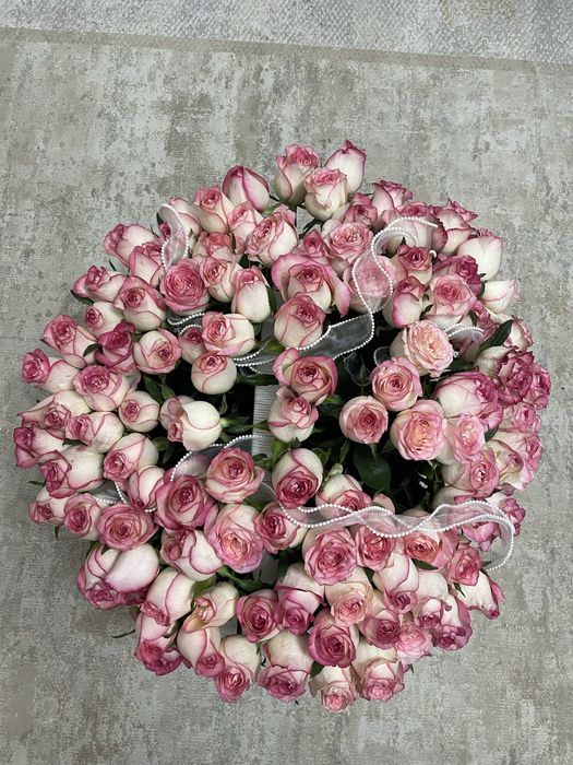 продаю 101роз в корзине