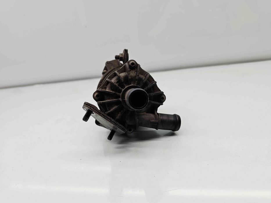 Pompa recirculare apa Audi A7 Sportback (4GA) [Fabr 2011-2017] 8K09655