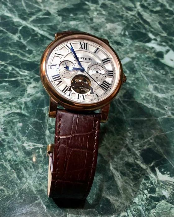 Мужские часы (новый)