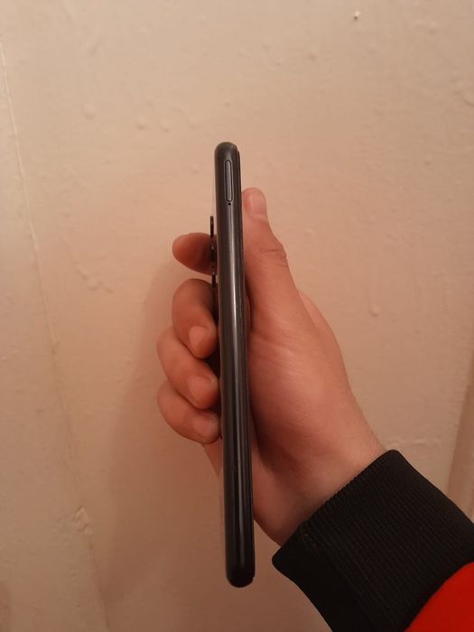 Samsung a04s  32 гб