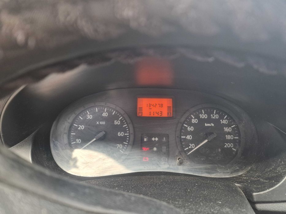 Vănd Dacia Logan Ambiance 1.4 MPI benzină