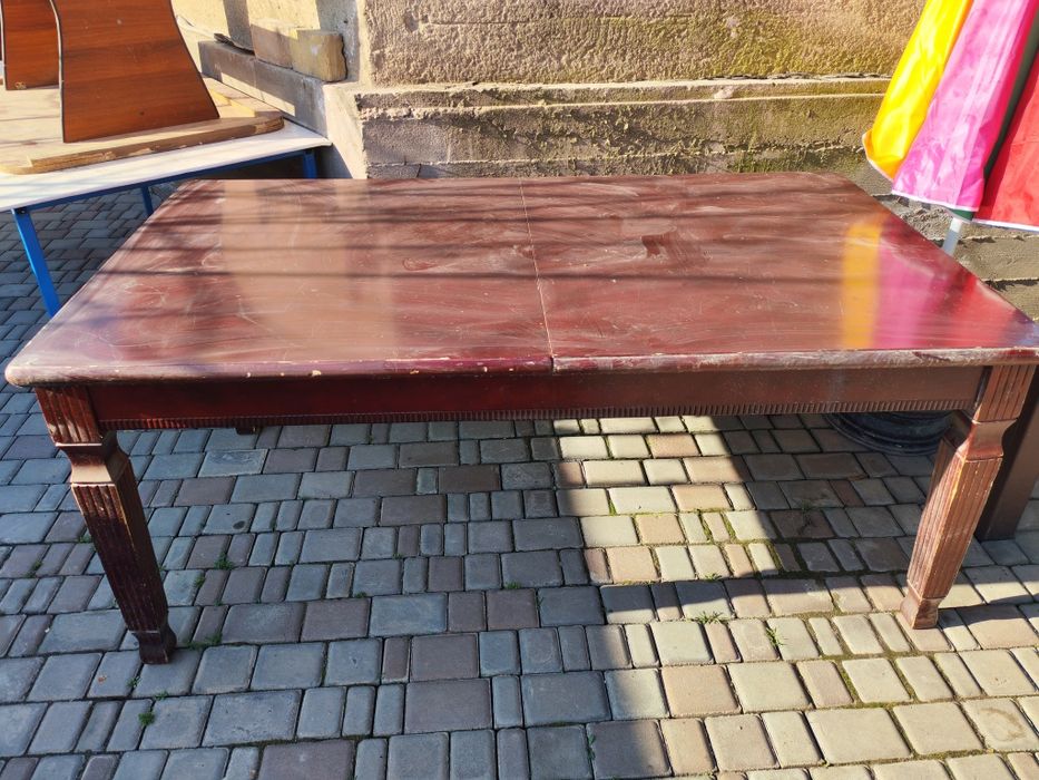 Стол дубовый открывается