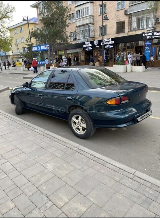 Продам Тойота кавалер. Объем 2.4 автомат