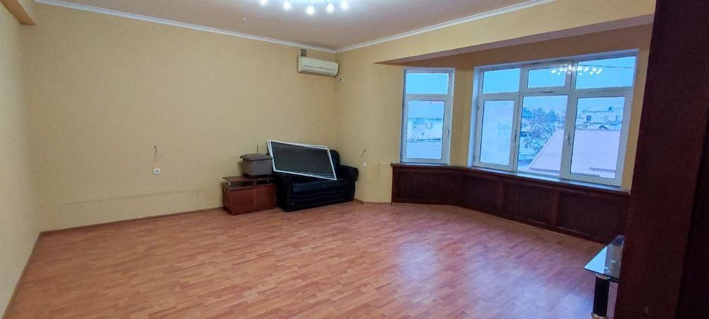 Сдается дом 4 этажа, 650м2 ор-р: Посольство России