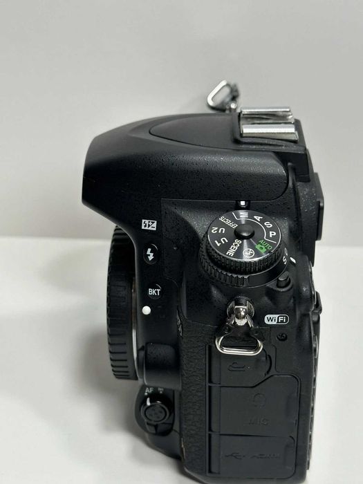 Nikon D750 ,cadre 69.000 putin folosit.