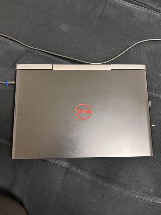 Laptop Dell G5 5587