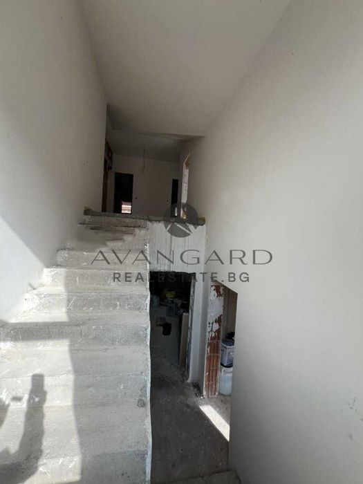 оф.22342 Двуетажна Къща Марково