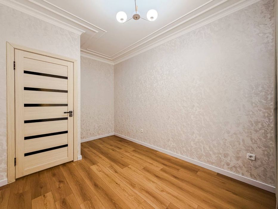 3/5/6 Мирзо Улугбек, Темуо Малик, Эко базар