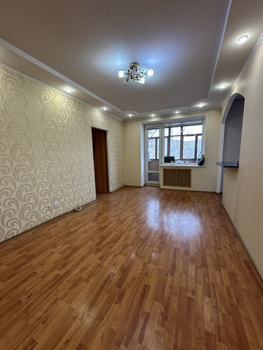 Продается 2-х комнатная