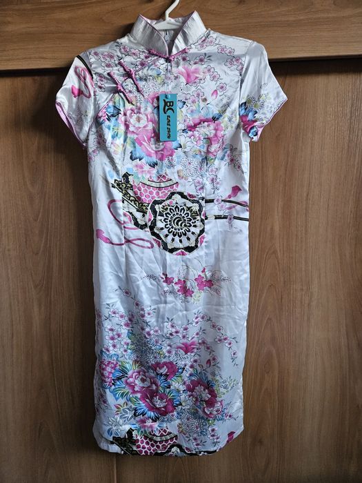 Продам новое платье под китайский стиль