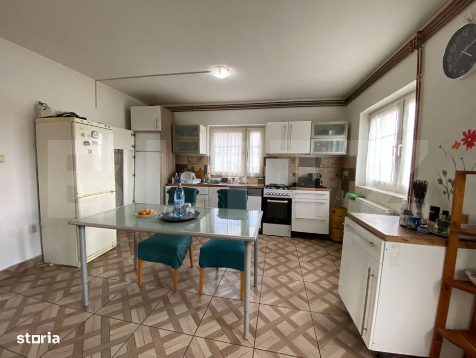 Casa individuala 4 camere, 142 mp, 1275 mp teren, Seceani