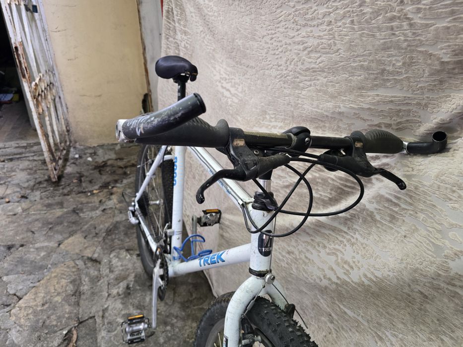 Продавам Trek Trek 8000 MTB