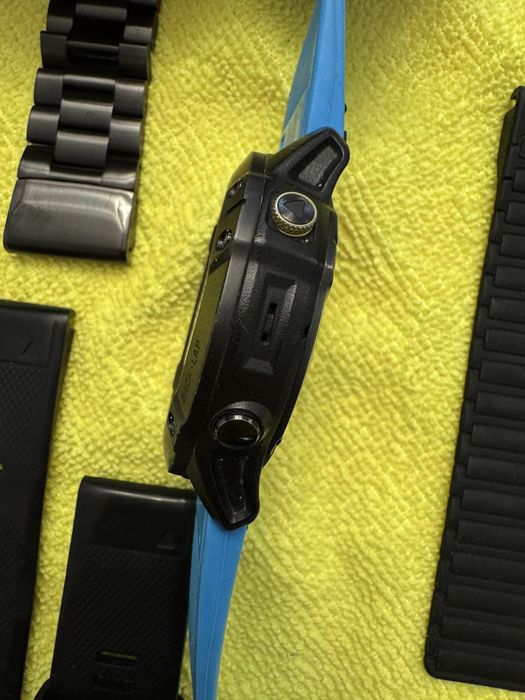 Garmin Enduro SmartWatch Incarcare Solara